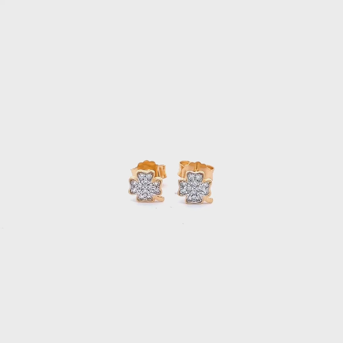 Earrings - Stud Earrings Micro Zirconia Four-leaf Clover - thumbnail - video - 1 | Rue des Mille