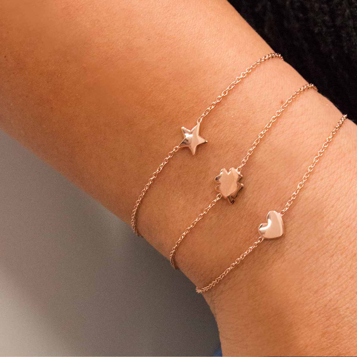 Bracelets - Bracelet rounded central subject - clover - 4 | Rue des Mille