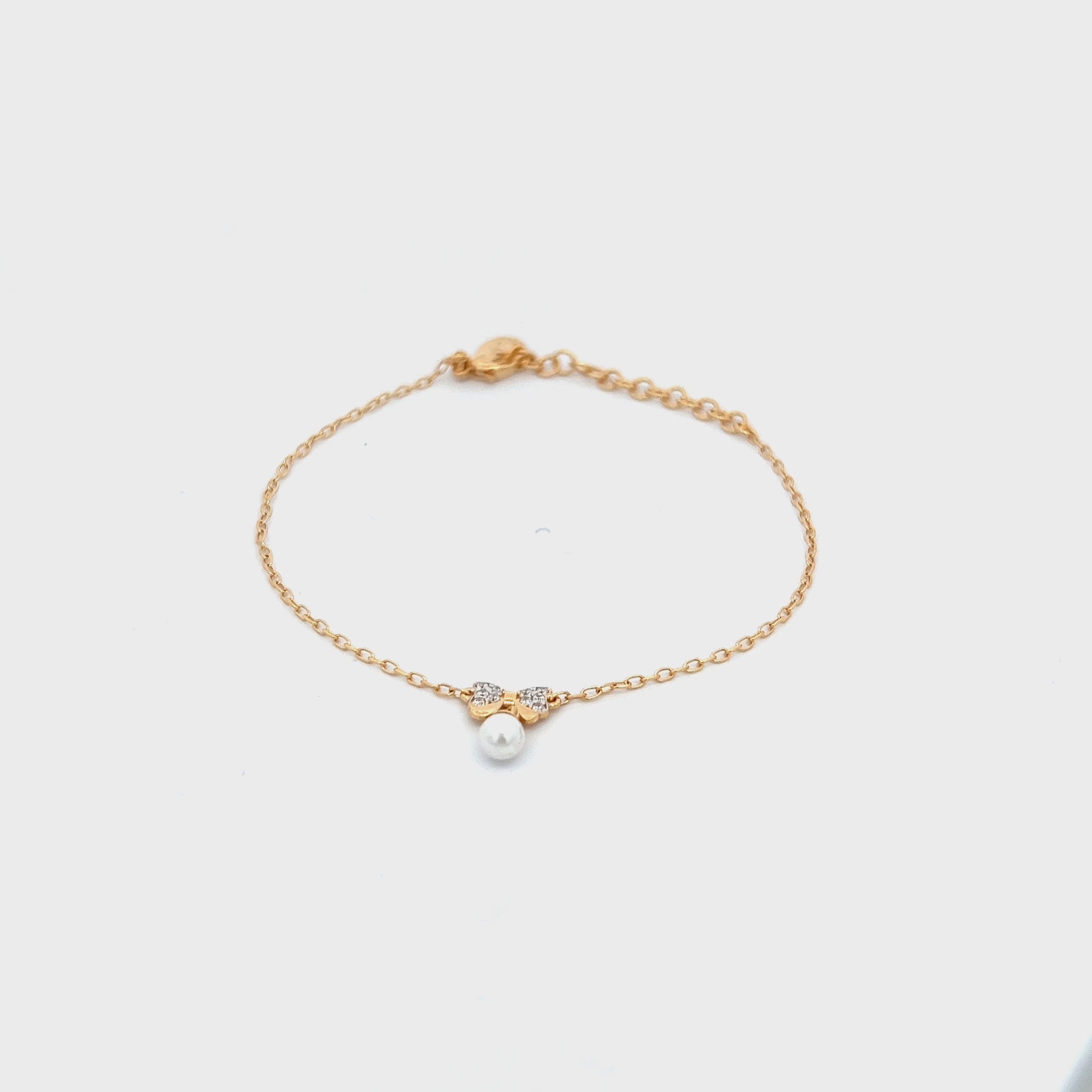 Bracelets - Bow chain bracelet - Bow Ton - thumbnail - video - 1 | Rue des Mille