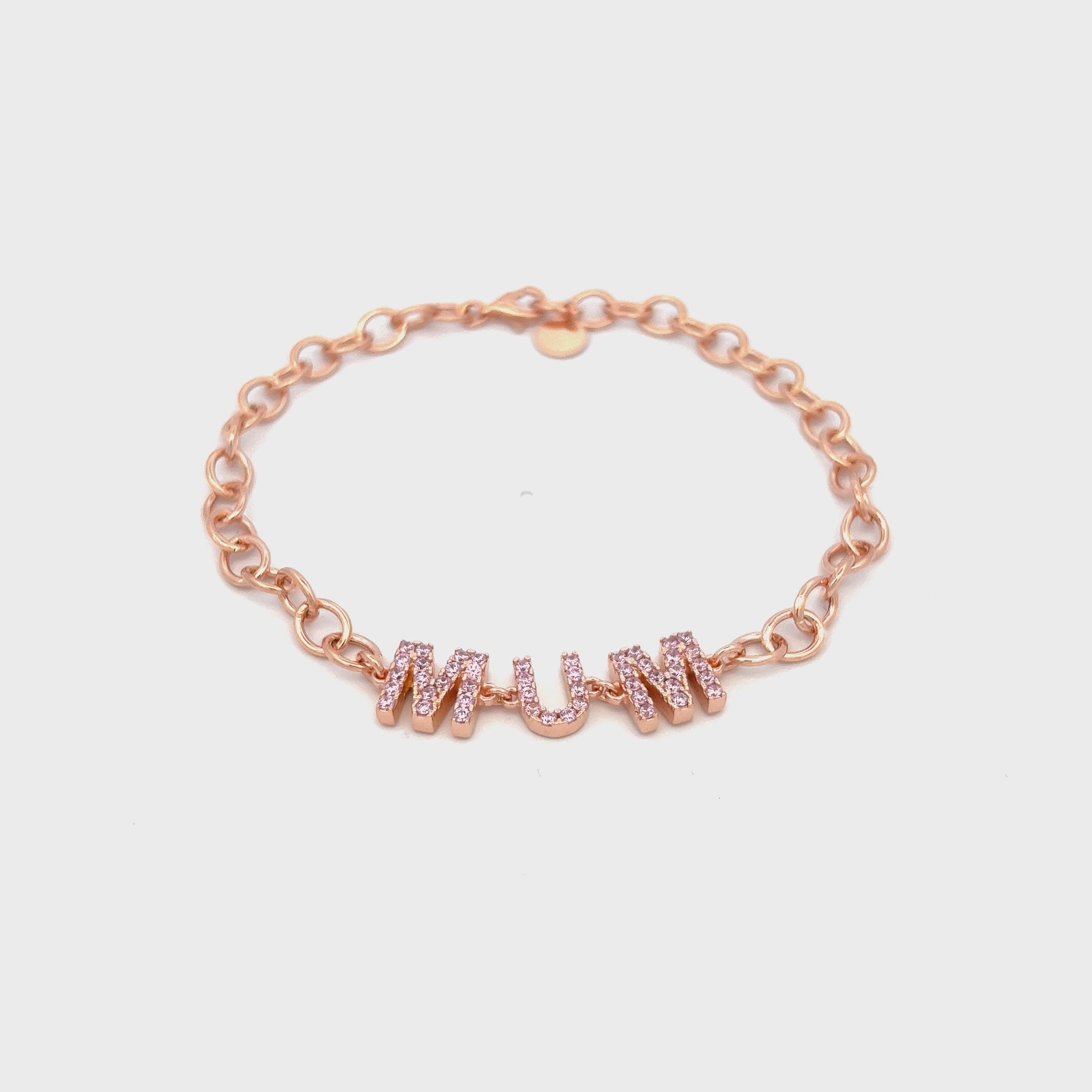 Pulseras - Pulsera de cadenita con letras en zircones rosa - MUM - thumbnail - video - 1 | Rue des Mille