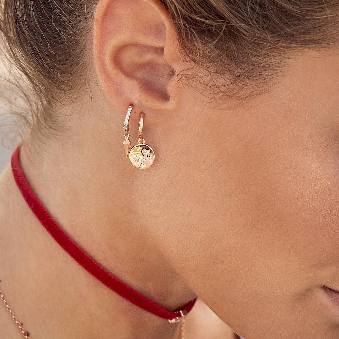 Mono Earring with Subject and White Zircon - Medal