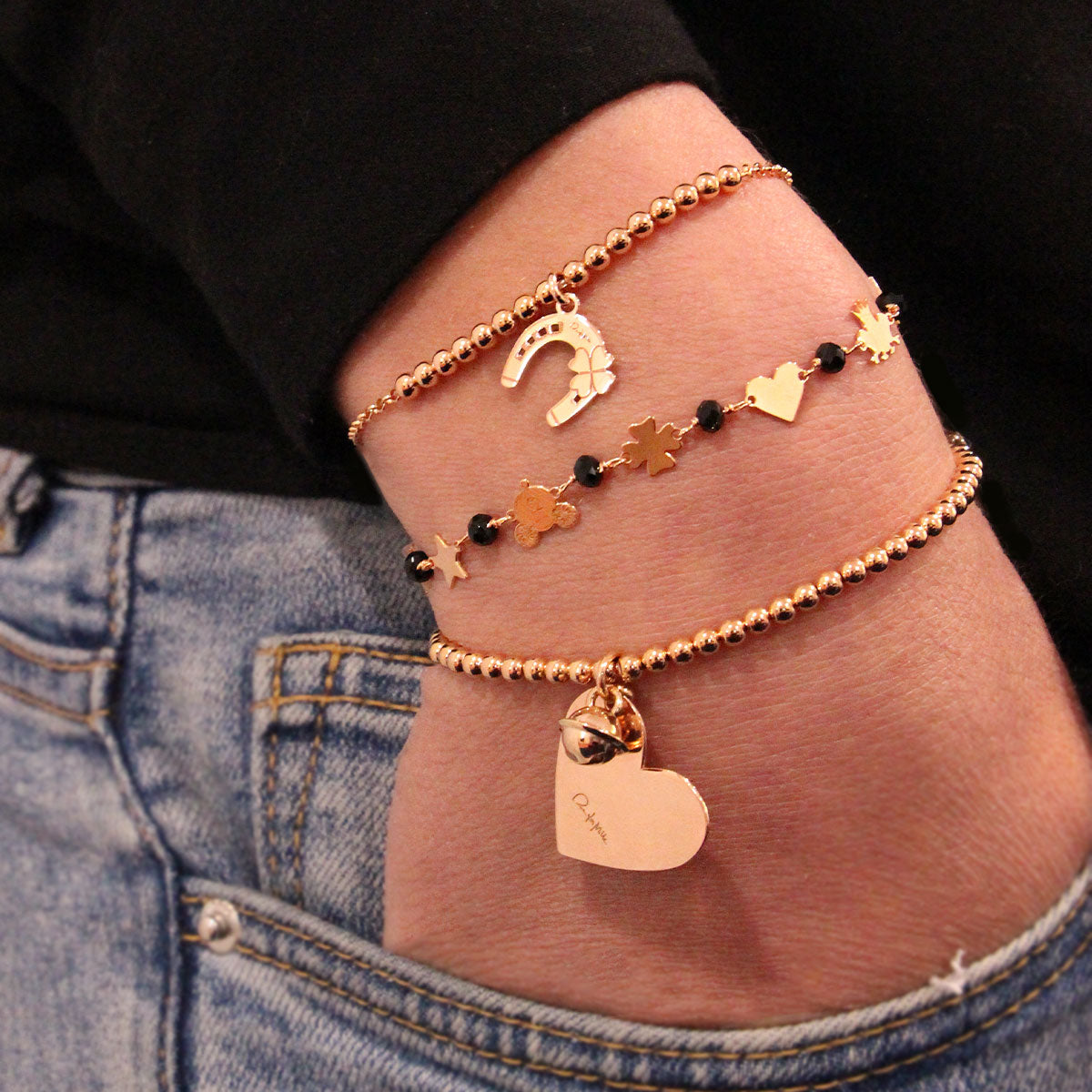 Bracelets - Beaded Stretch Bracelet with Heart Pendant - 3 | Rue des Mille