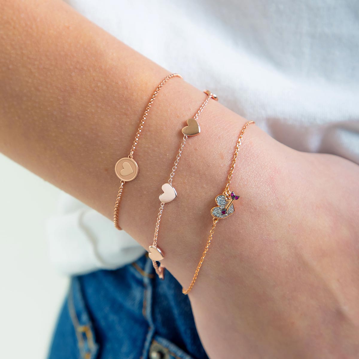 Pulsera con 5 Corazones