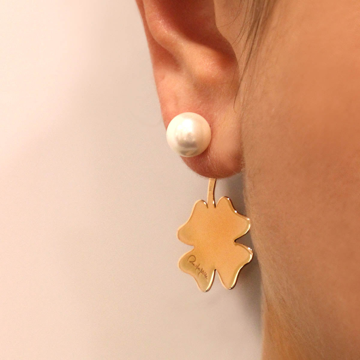 Pearl Earrings and Four-leaf Clover Pendant