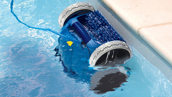 robotic-plunge-pool-polisher-review
