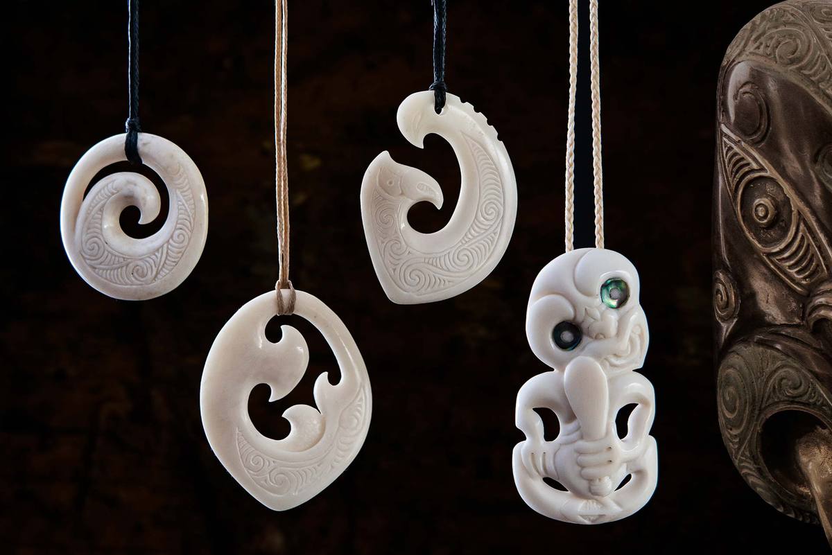 Bone Carvings – Greenstone Shop