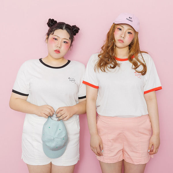 Plus Size Clothing for Women in South Korea