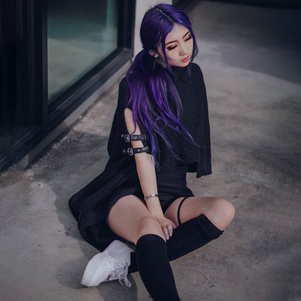 winter kpop style shawl and strappy shorts on purple hair model