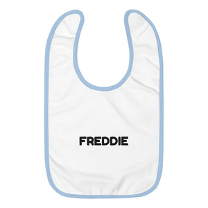 Download Make Your Own Personalized Embroidered Baby Bib Flashfomo