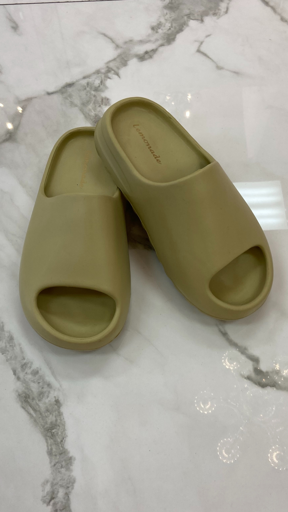 yeezy slides khaki