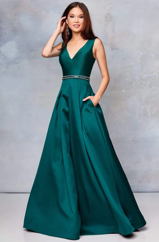 Green For The Glam! Your Guide To Style Green Dresses For Prom ...