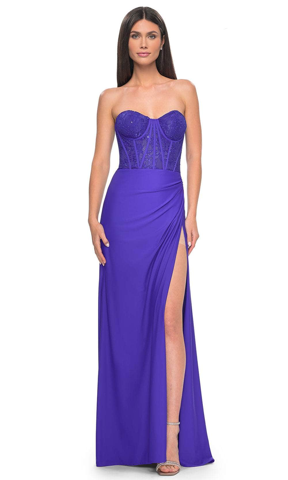 La Femme 32234 - Embellished Corset Sweetheart Prom Gown
