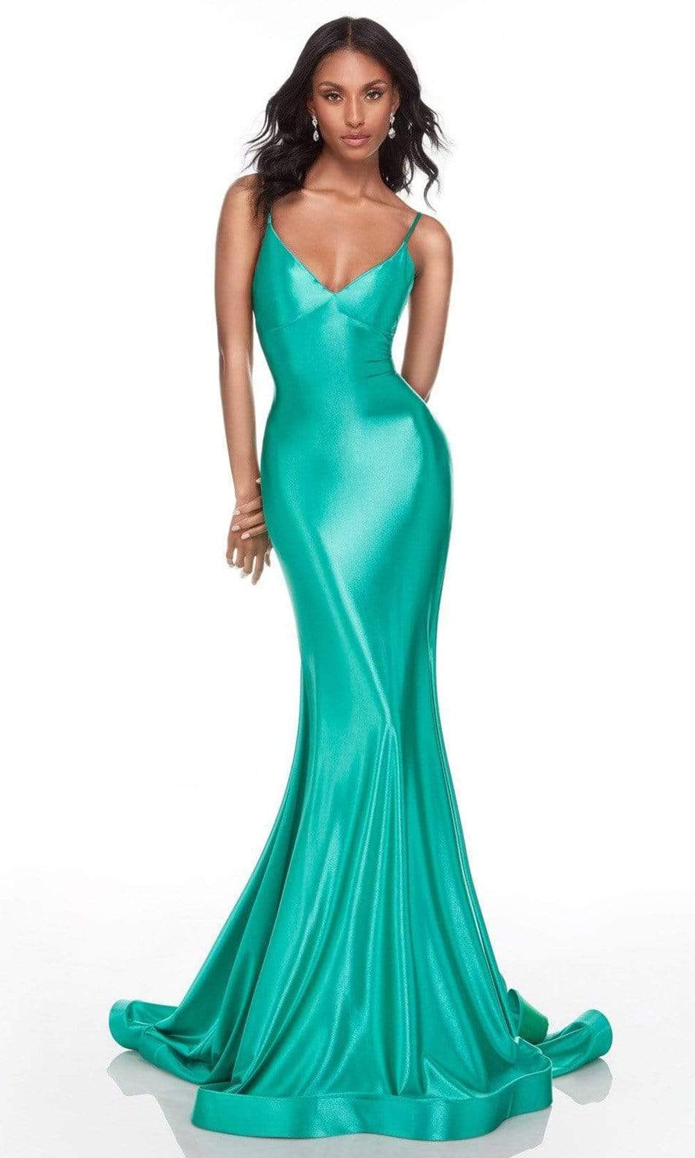 Alyce Paris - 61169 Long V-Neck Mermaid Gown
