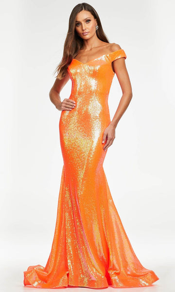Natural Waistline Open-Back Back Zipper Sequined Off the Shoulder Mermaid Dress with a Brush/Sweep Train