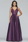 V-neck Applique V Back Fitted Sheer Back Zipper Pocketed Short Natural Waistline Sleeveless Satin Evening Dress