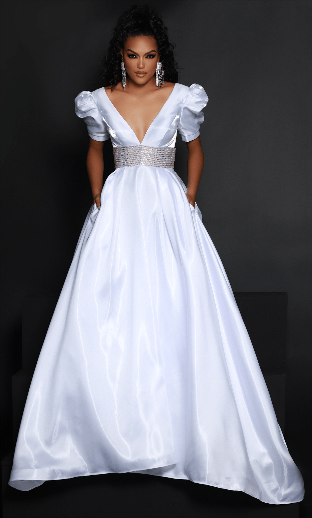 Sophisticated V-neck Puff Sleeves Short Sleeves Sleeves Pocketed Crystal Open-Back Short Satin Plunging Neck Empire Waistline Dress with a Court Train