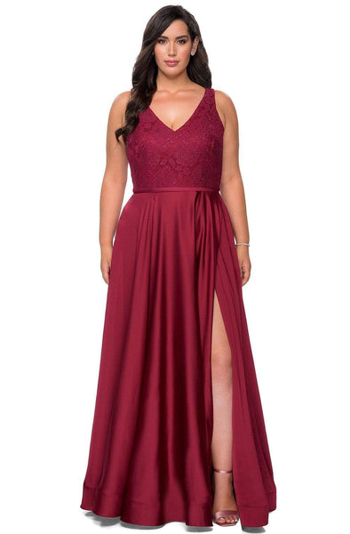 Plus Size Sexy A-line V-neck Back Zipper Pocketed Wrap Slit Fall Sleeveless Natural Waistline Prom Dress with a Brush/Sweep Train With Rhinestones