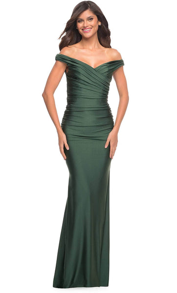 Floor Length Off the Shoulder Sheath Natural Waistline Fitted Ruched V Back Back Zipper Sheath Dress/Evening Dress with a Brush/Sweep Train