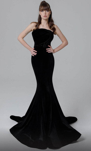 Strapless Mermaid Pleated Natural Waistline Evening Dress with a Brush/Sweep Train