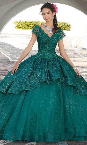 V-neck Cap Sleeves Beaded Glittering Lace-Up Basque Natural Waistline Tulle Prom Dress/Quinceanera Dress with a Chapel Train