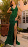 V-neck Sequined Slit Back Zipper Open-Back Sleeveless Spaghetti Strap Sheath Natural Waistline Sheath Dress/Prom Dress with a Brush/Sweep Train