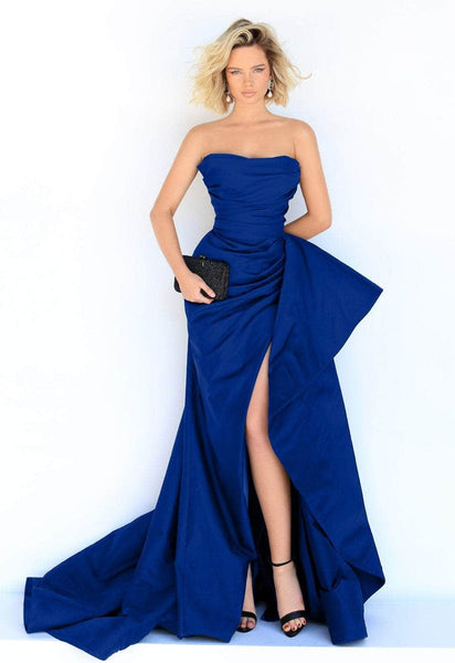 A-line Strapless Sweetheart Taffeta Natural Waistline Fitted Slit Hidden Back Zipper Ruched Pleated Floor Length Evening Dress with a Court Train