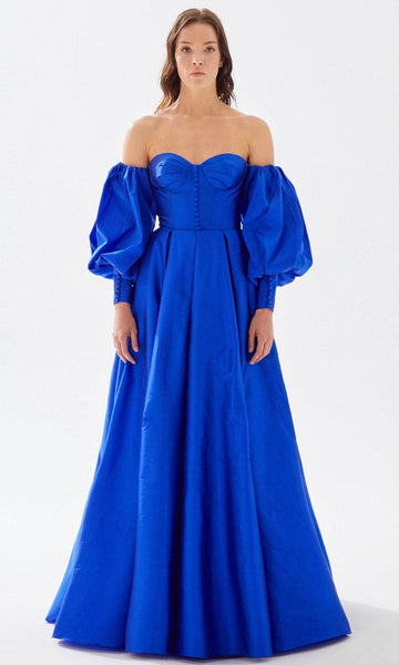 A-line Corset Natural Waistline 2010 Taffeta Puff Sleeves Sleeves Off the Shoulder Sweetheart Prom Dress with a Court Train