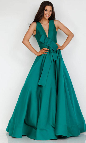 Sexy A-line V-neck Plunging Neck Natural Waistline Back Zipper Floor Length Satin Sleeveless Prom Dress With a Bow(s)