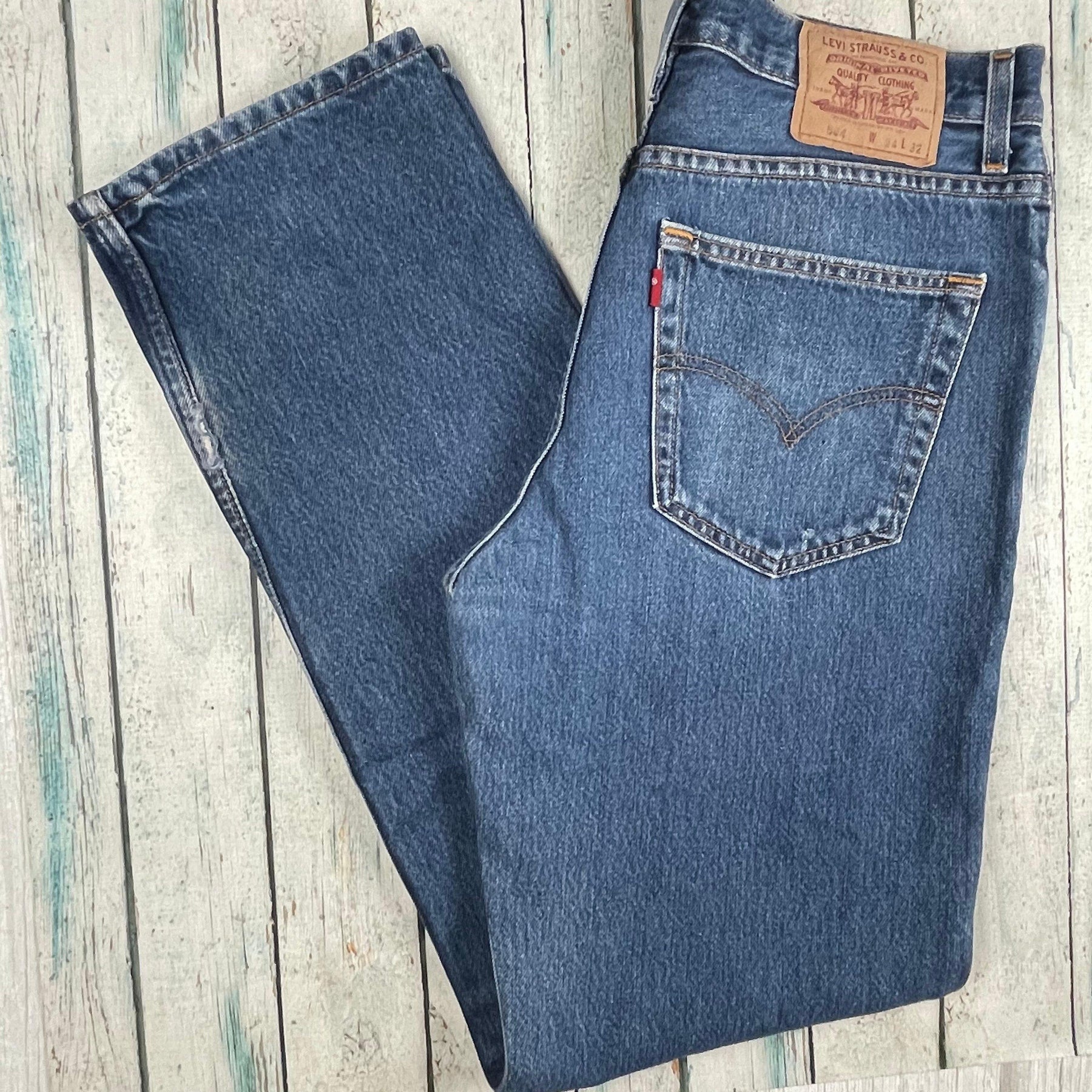 Levis Classic 504 Mens Jeans - Size 34/32 – Jean Pool