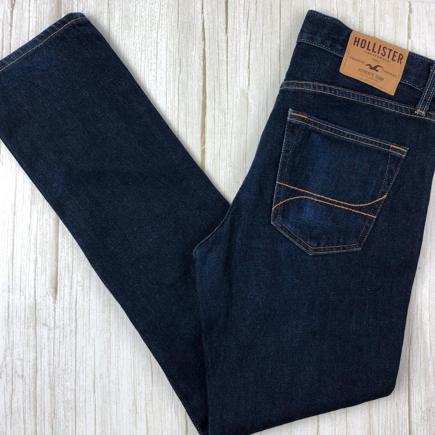 hollister classic taper jeans