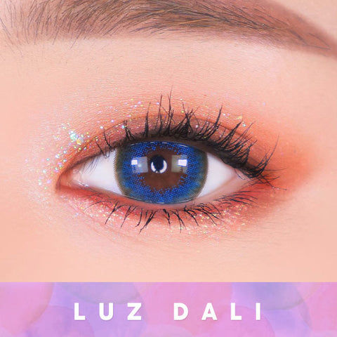 Luz Dali Extra Blue Contacts | Aqua Circle Lens Eyes Detail