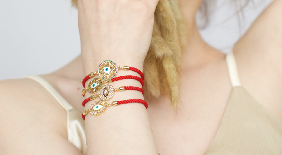 What does it mean when your evil eye bracelet breaks? [Solution] – Svana  Design