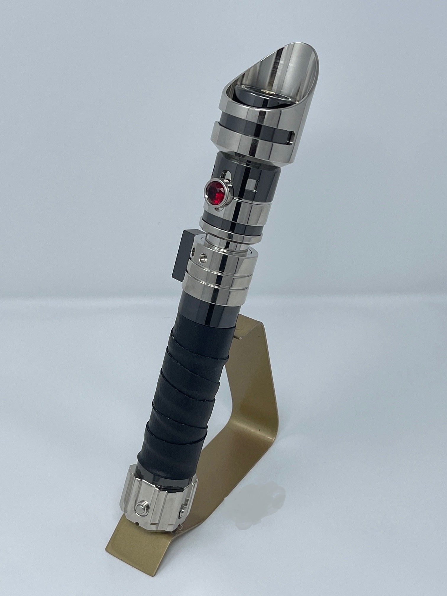 Empty saber hilt SK2 - Rogue Master V2 - installable N-Pixel ready