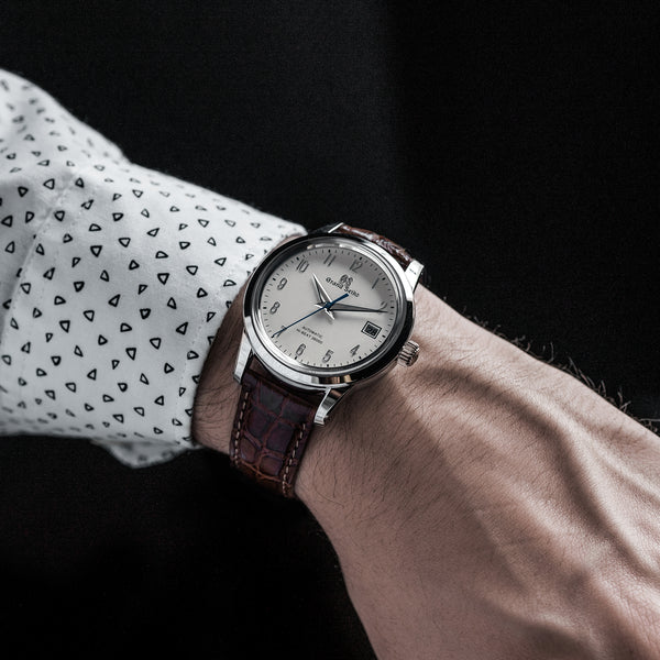 Hi-Beat 36,000 SBGH213 – HODINKEE Shop