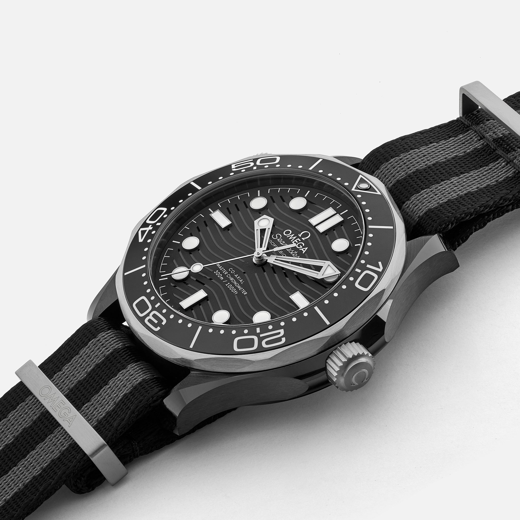 omega seamaster diver 300m nato strap