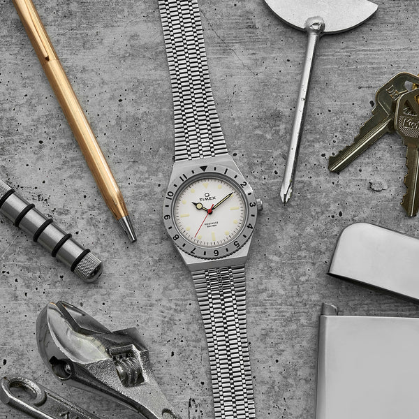 Timex Q Timex HODINKEE Limited Edition – HODINKEE Shop