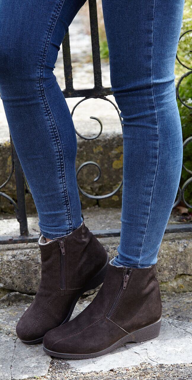 Womens Shearling Boots 