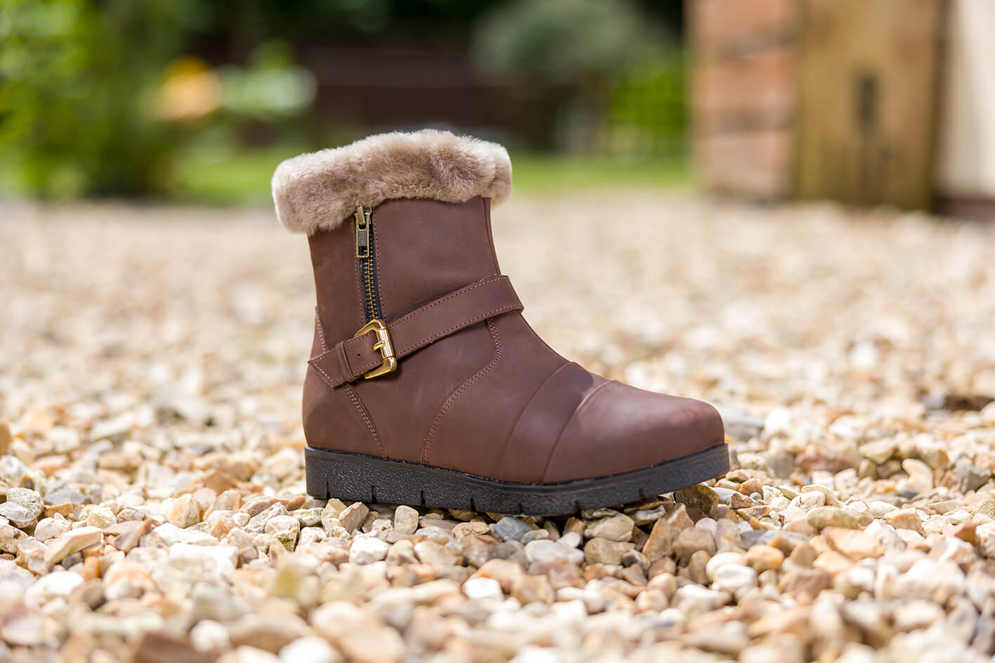 Elgin womens sheepskin boots