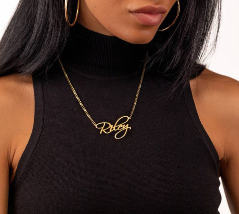 name-plated-necklaces-women