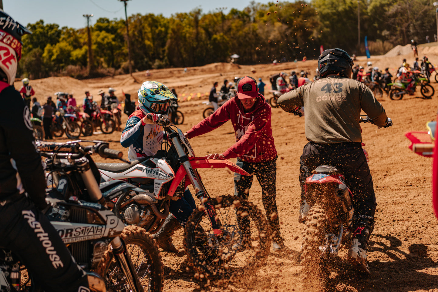 Photo Gallery Red Bull Day in the Dirt South — Nihilo Concepts