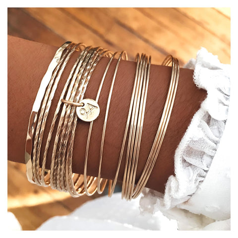 How to Stack Bracelets with Style: Your Personal Guide – Artizan Joyeria