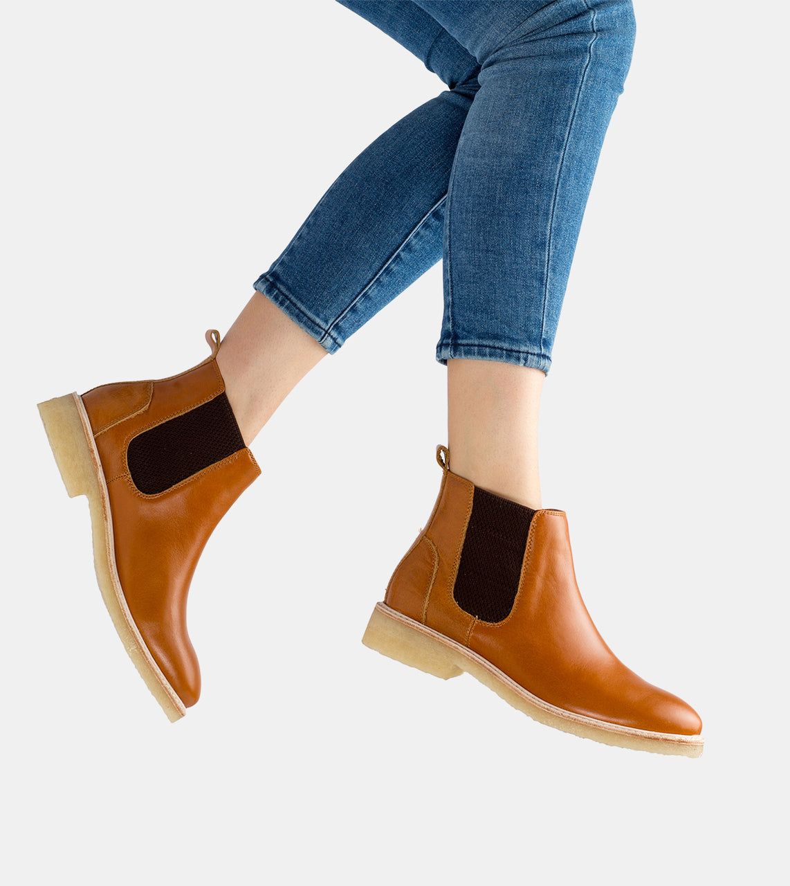 mira chelsea boots