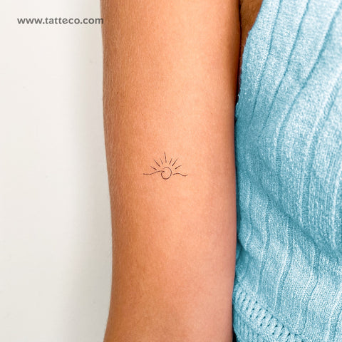 Tattoo uploaded by Claire • By #loiseautattoos #palmtree #beach #handpoke # simple #minimalist #dotwork • Tattoodo