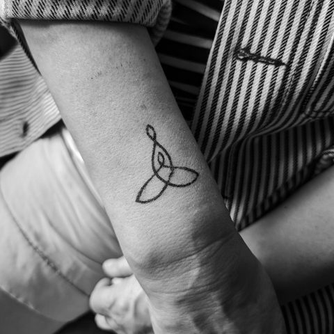 Mother Child Symbol Semi-Permanent Tattoo - Set of 2