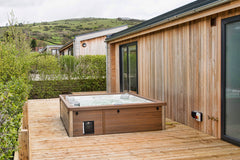Eco hot tub