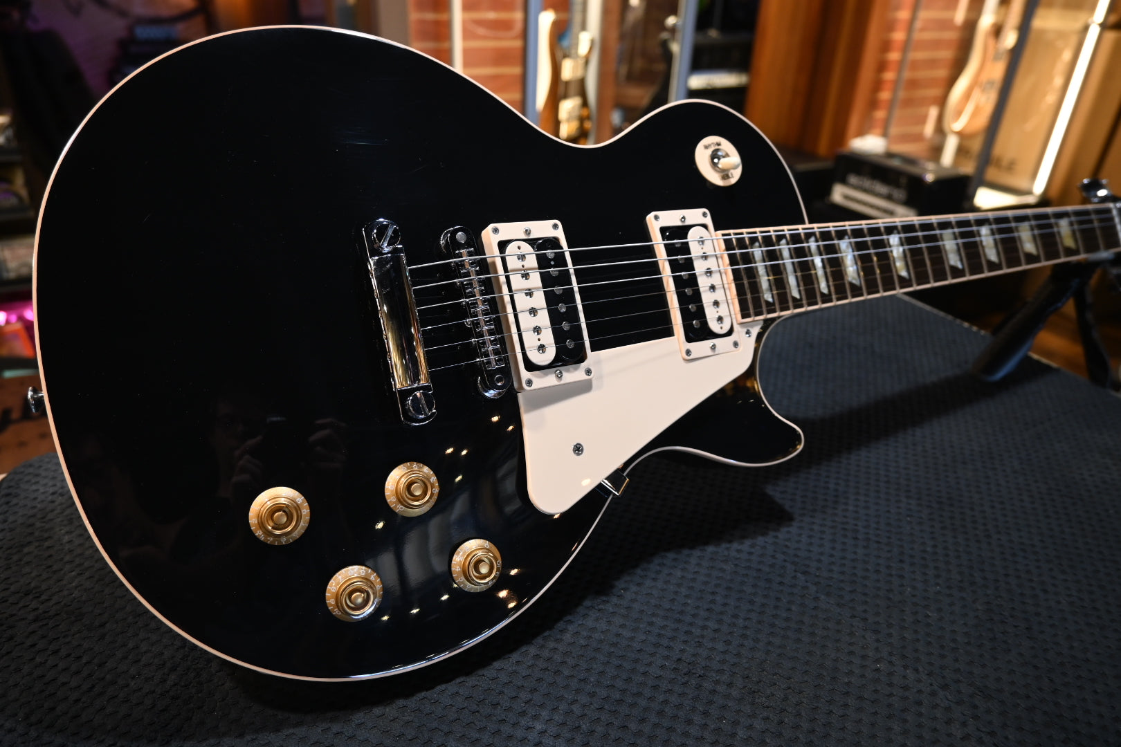 Gibson les paul standard トランスブラック 打痕-