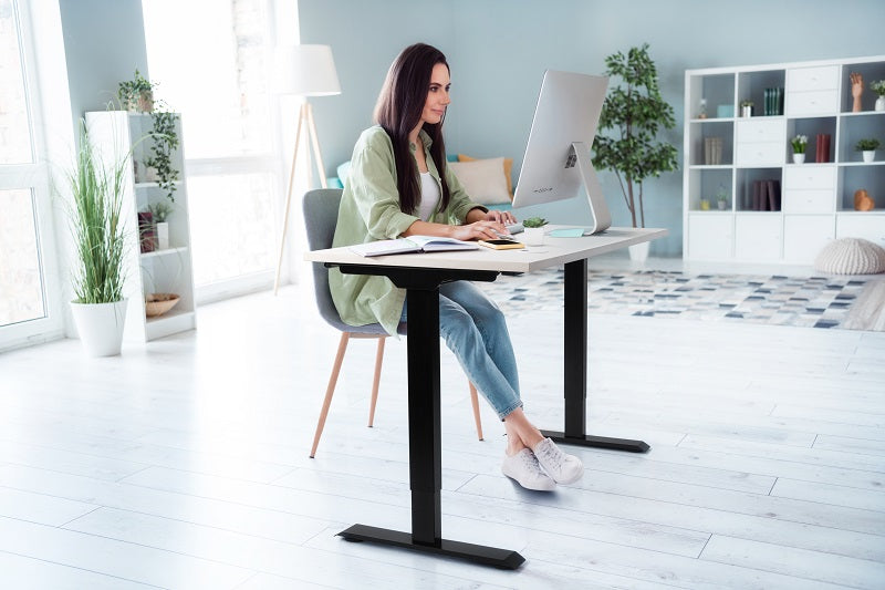 An economical ergonomic desk, the Prime Ryzer