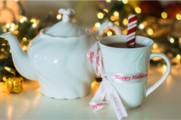 Holiday mugs for your desk decoration