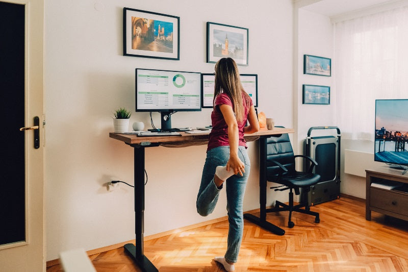 Standing desk