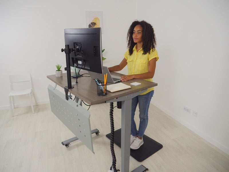 Standing desk